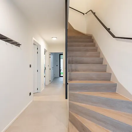 Nieuw De Grenspaal Zuid 2slpk - 4p - Sauna - Laadpaal Dom wakacyjny Riemst